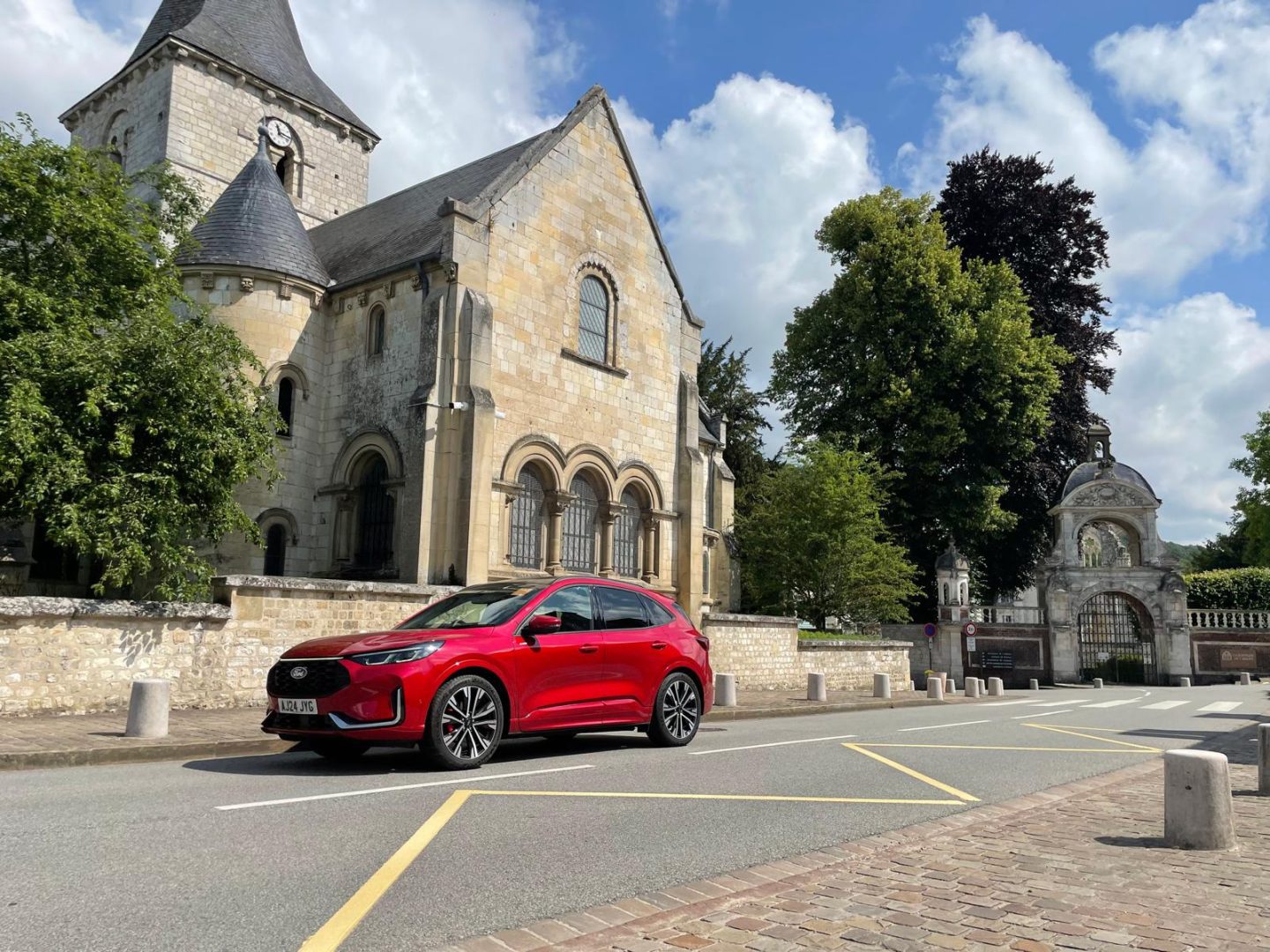 RWRT: Ford Kuga 2025